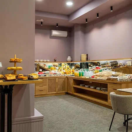 Atarazanas Boutique Hotel 3*